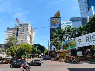 Bustling Border Adventures in Ciudad del Este
