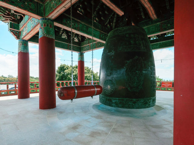 A Sacred Gaze at Seokguram Grotto