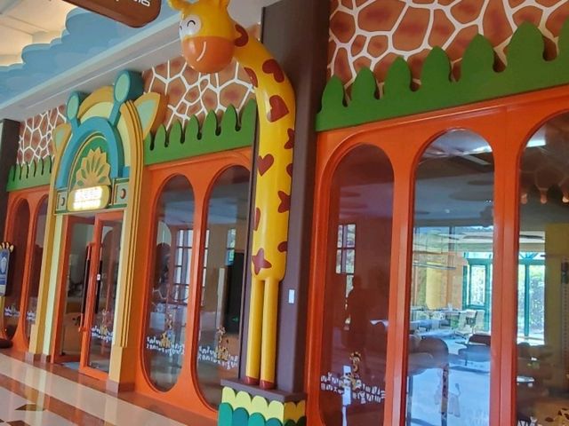輕鬆暢遊長隆長頸鹿城堡酒店：清遠的夢幻住宿選擇