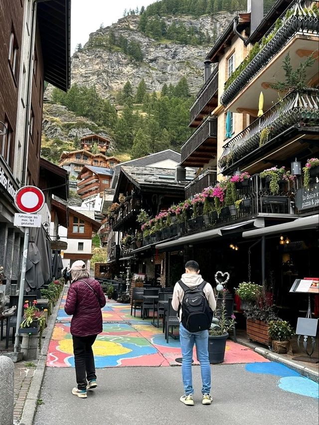 “Zermatt Village: Heart of the Swiss Alps” “Zermatt Village: Heart of the Swiss Alps”