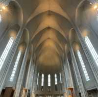 Hallgrímskirkja – Reykjavik’s Towering Symbol of Icelandic Spirit