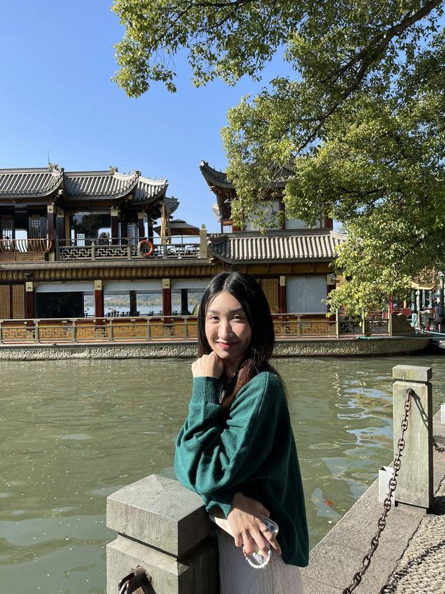 🏞️ West Lake – ทะเลสาบซีหู (西湖) 🇨🇳 🏞️ West Lake – ทะเลสาบซีหู (西湖) 🇨🇳