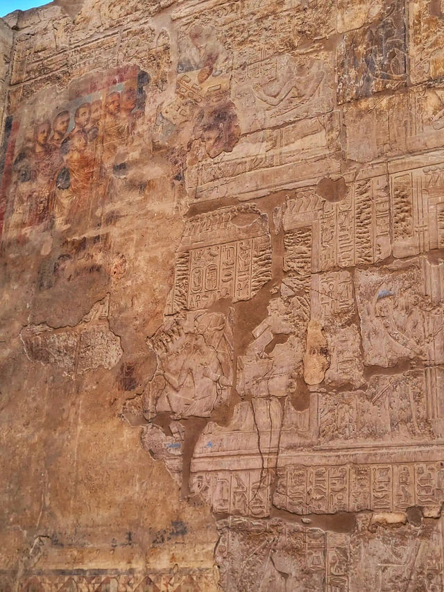 🏛️ Luxor Temple – The Living Legacy of Ancient Thebes  🏛️ Luxor Temple – The Living Legacy of Ancient Thebes