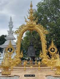 รีวิว วัดร่องขุ่น เชียงราย ศิลปะขาวบริสุทธิ์ที่งาม