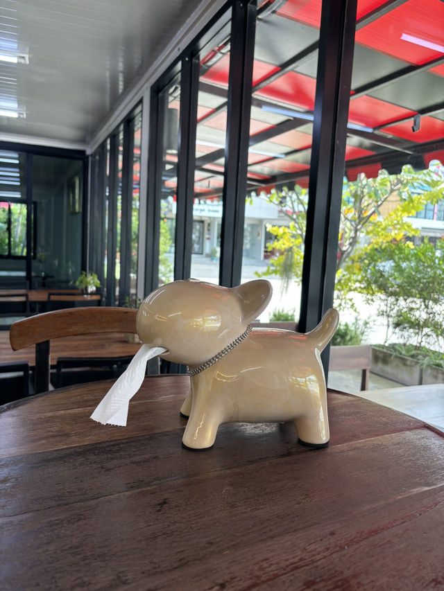 แหม่มจ๋า Cafe&Bakery