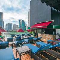 เปลี่ยนบรรยากาศนอนกลางเมืองกรุง ราคาน่ารัก