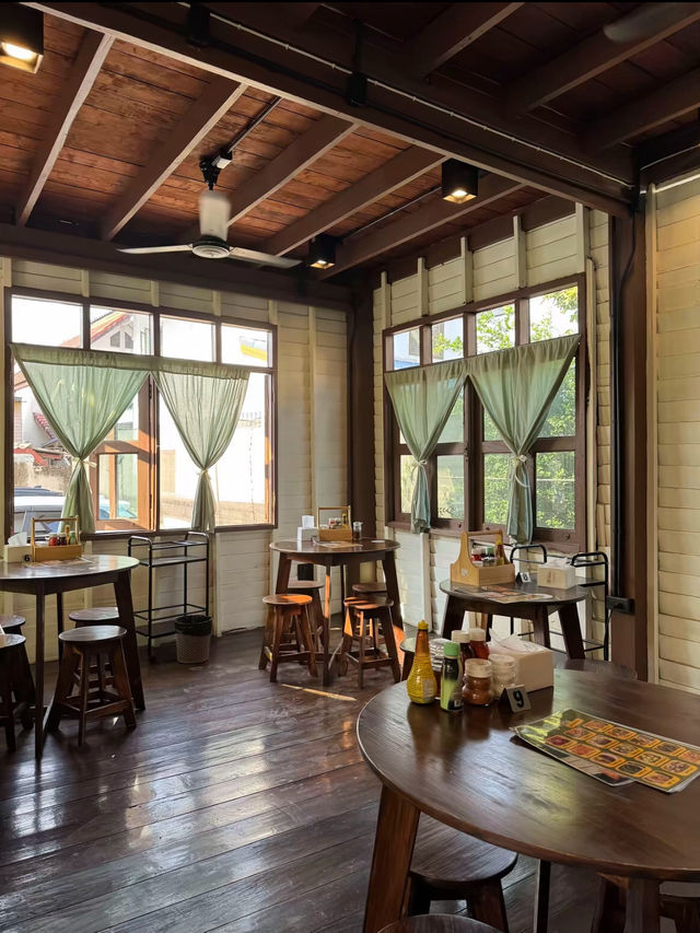 “ชูรส ขอนแก่น” ร้านอาหารเช้าที่แสนจะอบอุ่น
