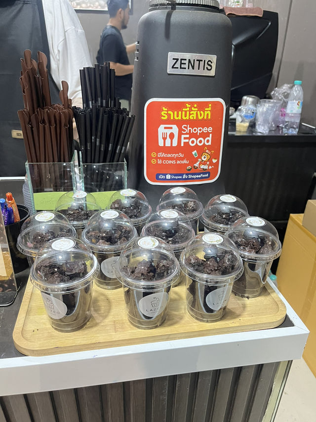 Lazeo coffee ตลาดเก่า Lazeo coffee ตลาดเก่า