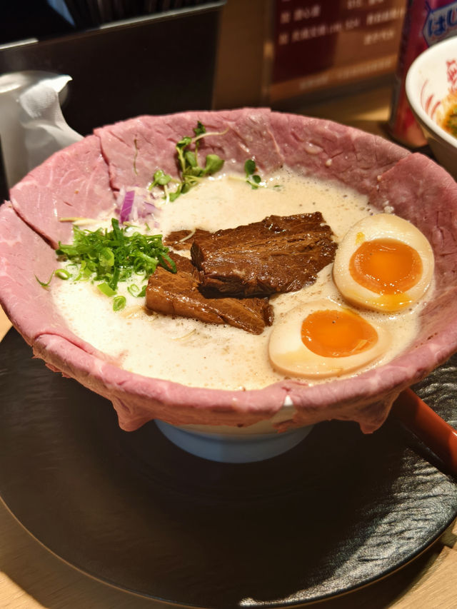 大阪過江龍牛骨白湯拉麵 大阪過江龍牛骨白湯拉麵