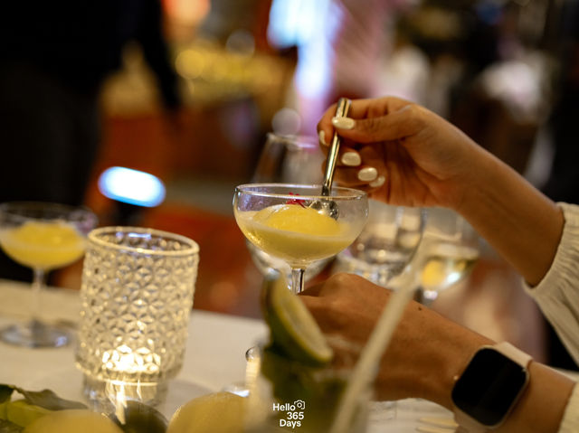 ค่ำคืนสุดหรูบนเชิงเขากมลา ภูเก็ต