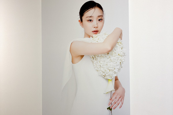 Yuni Yoshida × KIM YEONG JUN Photo Exhibition. | Trip.com Tokyo