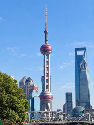 The Bund: The Must-Visit Shanghai Landmark for That Perfect Shot!