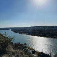 Looking over Mt. Bonnell 🗻🤠✌🏽