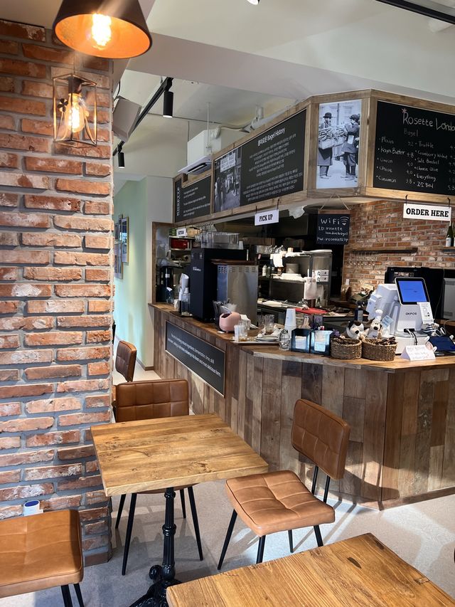 韓国/ソウル【江南】最近オープンしたばかり♡かわいいベーグル屋さん🥯
