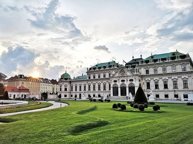 Vibrant Vienna: Austria’s Imperial City 🇦🇹