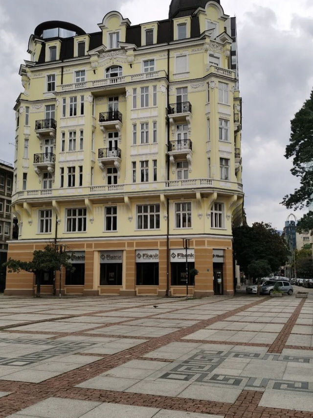 Sofia is an interesting city 🏙️