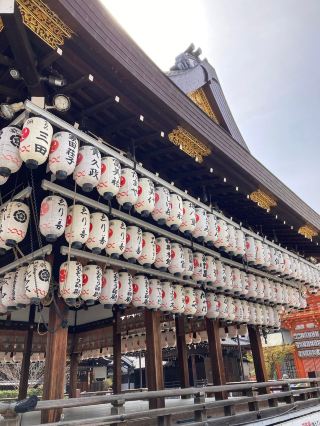 It is also known as the shrine where the Gion Festival was born.