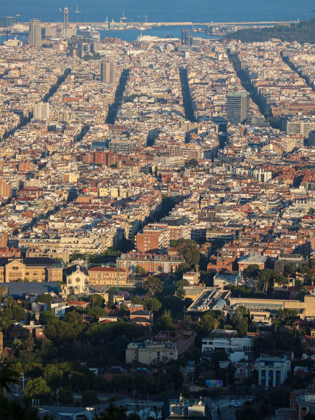 💳✨ Unlock Barcelona with the Barcelona City Pass — Save Time & Money!