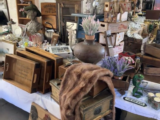 A Spring Stroll Through Nottingham: Legends, Greenery, and Hidden Corners