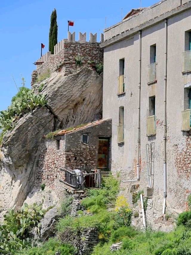 🌄 Echoes of Ancient Greece – Bova, Calabria