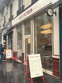 Paris | Cosy coffee shop in Paris with good vibe 
