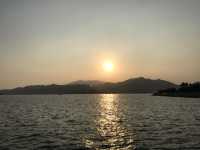 Hong Kong | A Magical Departure from the Pier