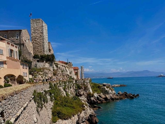 One Day in Antibes: A Charming Coastal Adventure 🏖️