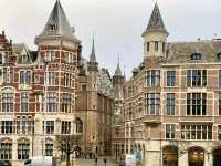The Wondrous City: The Legend Behind Antwerp’s Name