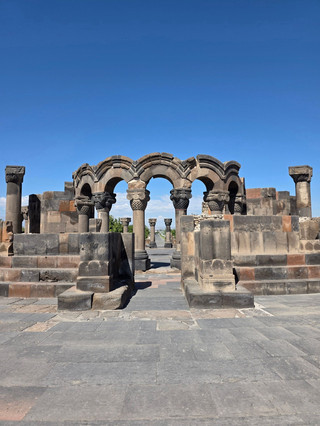 コーカサスのバチカンで「運命の槍」を探す🇦🇲⛪