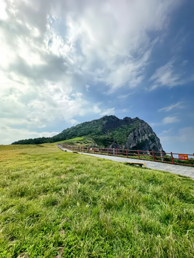 Come to Jeju Island and climb a not high but absolutely scenic mountain