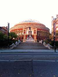 Step into The Royal Albert Hall's Grandeur 🎻