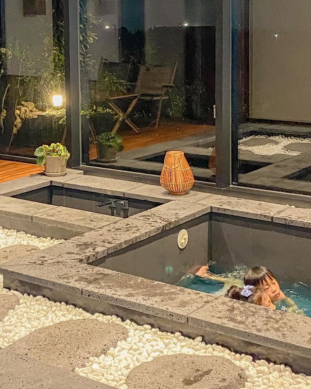 이번 제주 여행 첫 날에 묵었던 애월 숙소 🏡
오픈하자마자 가고 싶었던 곳인데 이제서야 다녀왔습니다 🥹🤍