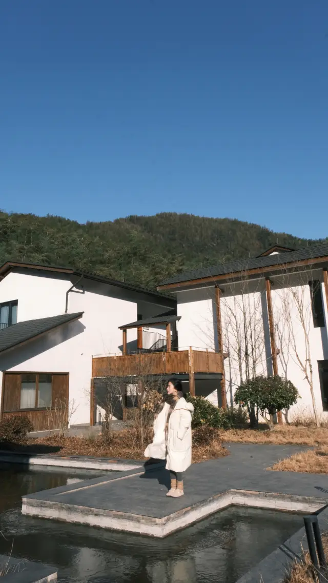 If you want to go skiing in Anji in winter, you might want to check out this guesthouse