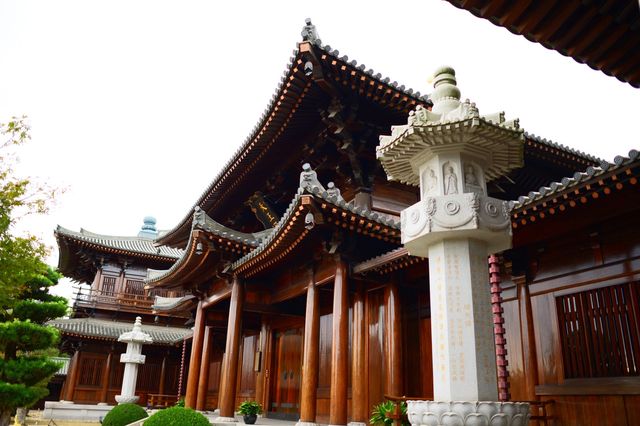 位於上海的大唐風寺廟--寶山寺