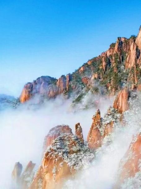 別只盯著東北，三清山的霧凇雪景也超美哒！