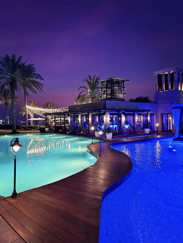 來迪拜One&Only皇家幻影酒店～必吃的Eauzone餐廳