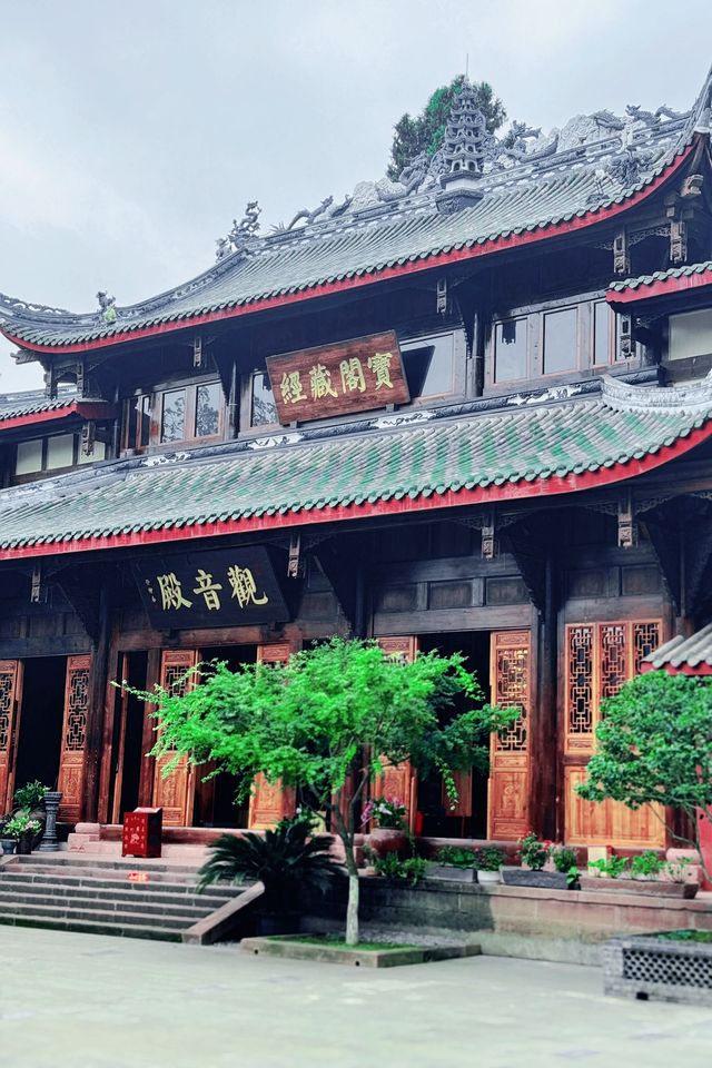 人跡罕至的山林之旅，發現隱藏的寧靜角落！