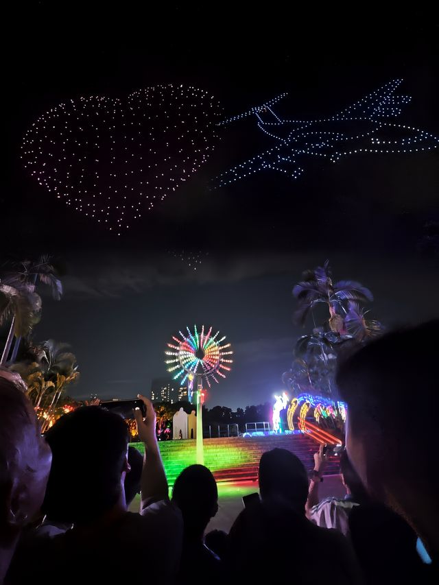 觀瀾湖藝術燈光節，感受最美夜色的浪漫時刻。