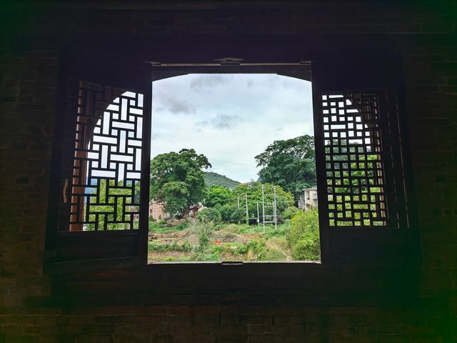 廣西富川茅家村青龍風雨橋。