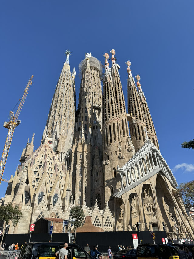 🇪🇸 ✨巴塞隆拿聖家堂玩轉攻略💫