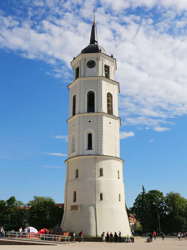 🇱🇹維爾紐斯「維爾紐斯大教堂與燈塔」 🇱🇹維爾紐斯「維爾紐斯大教堂與燈塔」