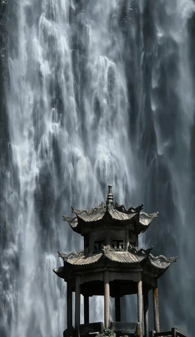 “中華第一高瀑”太震撼了
