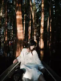 肇慶星湖靜待落日｜把夕陽揉進玻璃船裡