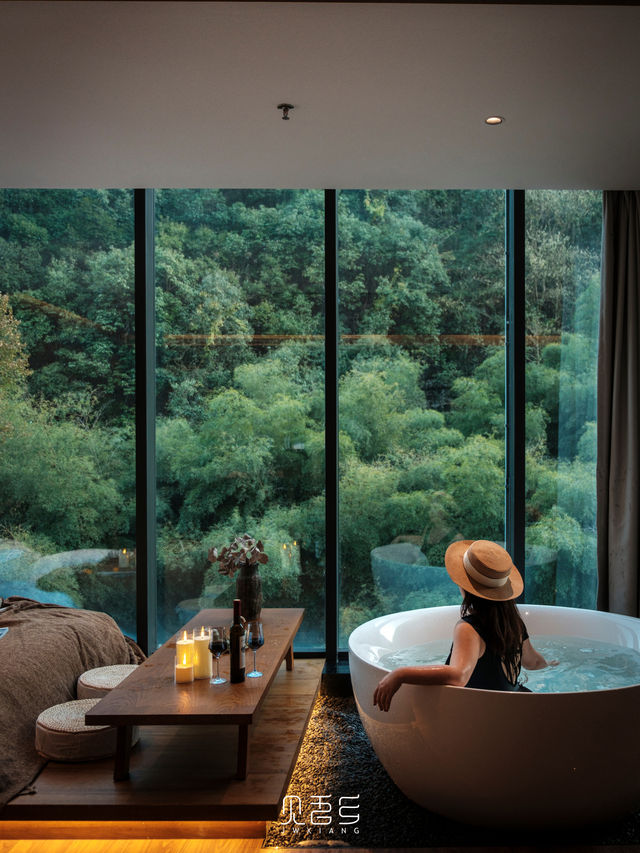 推窗見山｜山林房的泡湯慢時光