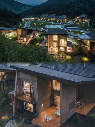 Amazing! A fairy-like guesthouse has appeared in Wudang Mountain with an average cost of just 300+ per person to stay in a landscape painting! 