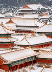 紫禁冬韻 | 紅牆白雪與時光的詩