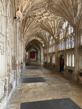 The World Famous Harry Potter Corridor At Gloucester Cathedral! 