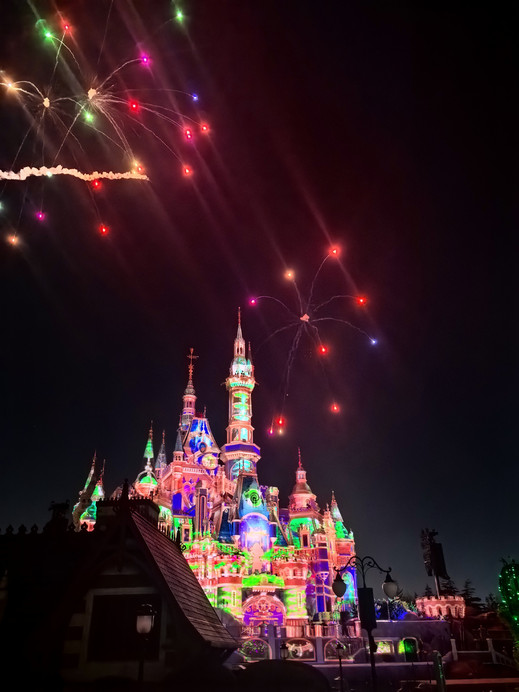 ディズニーの花火はとても癒される | Trip.com 上海