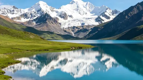 눈 덮인 산속 깊은 곳에 숨겨진 ‘사랑의 블루 사파이어’ — traveler post in 춰메이