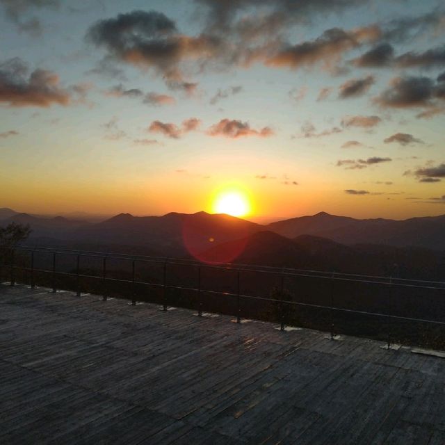 北海道星野TOMAMU度假村雲海平台改建完成！徜徉在雲海中品嘗可愛雲朵甜點